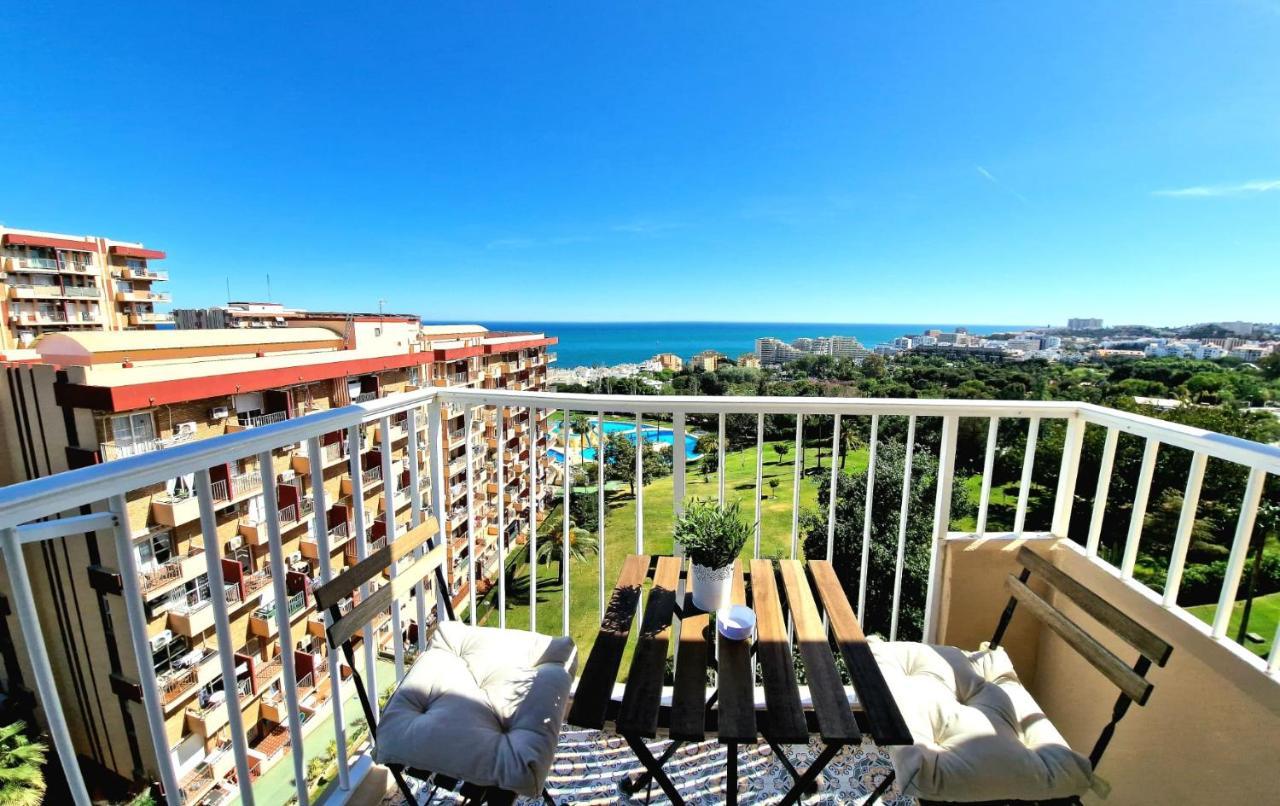 Acogedor,Apartamento.Piscina, Vistas, Terraza Benalmadena Exterior photo
